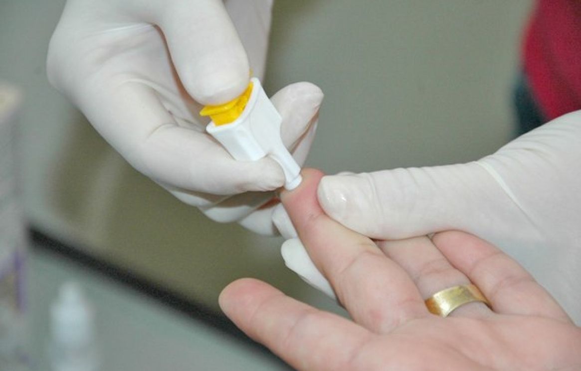 teste-rapido-hepatite.jpg