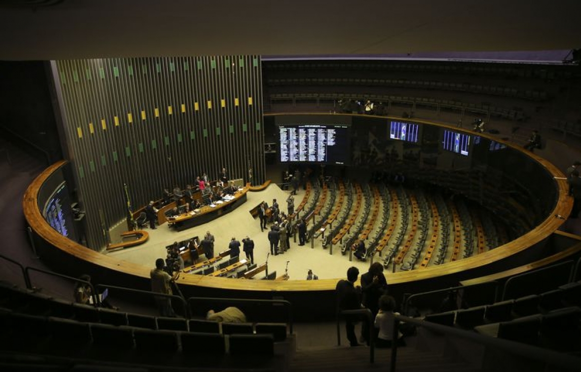 plenario_da_camara_-_jose_cruz-agencia_brasil126390.jpg