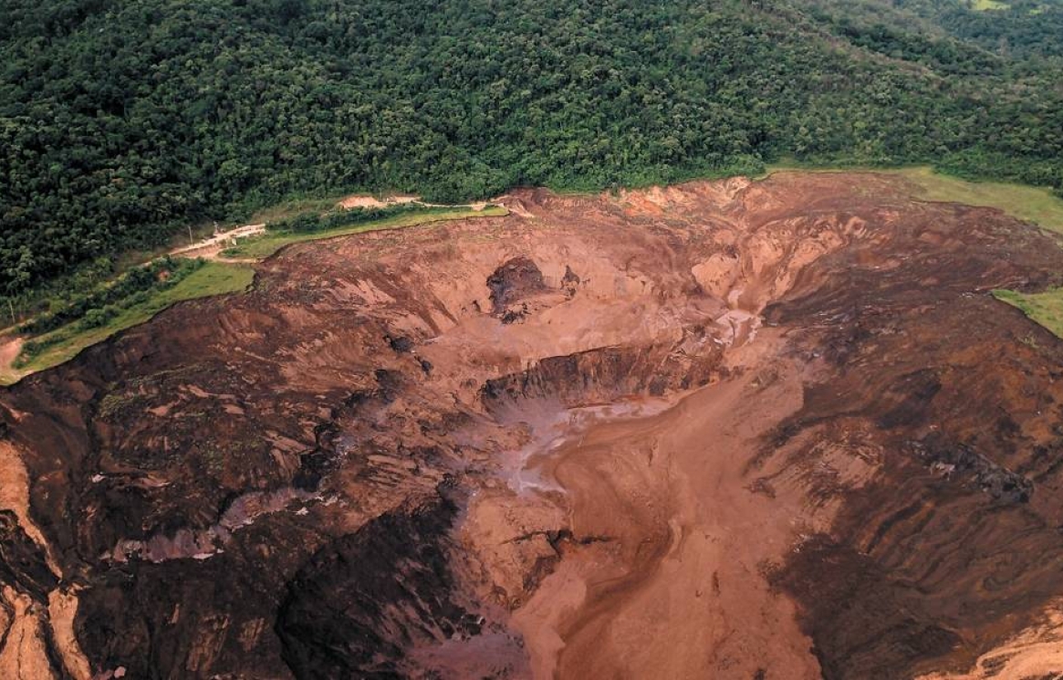 https://www.paeseferreira.com.br/images/bhrompimentobrumadinho-0b571e7b65fb8a82bd7e4f73be2632b5-1200x600.jpg