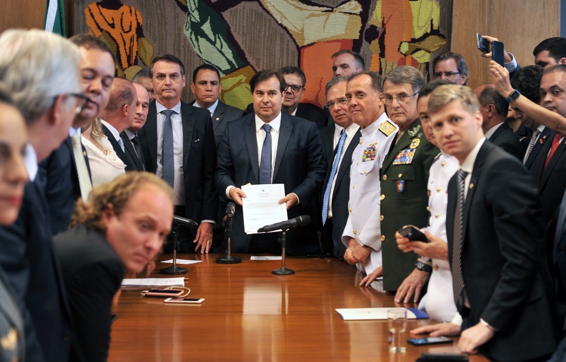 bolsonaro-previdenica-militares.jpg