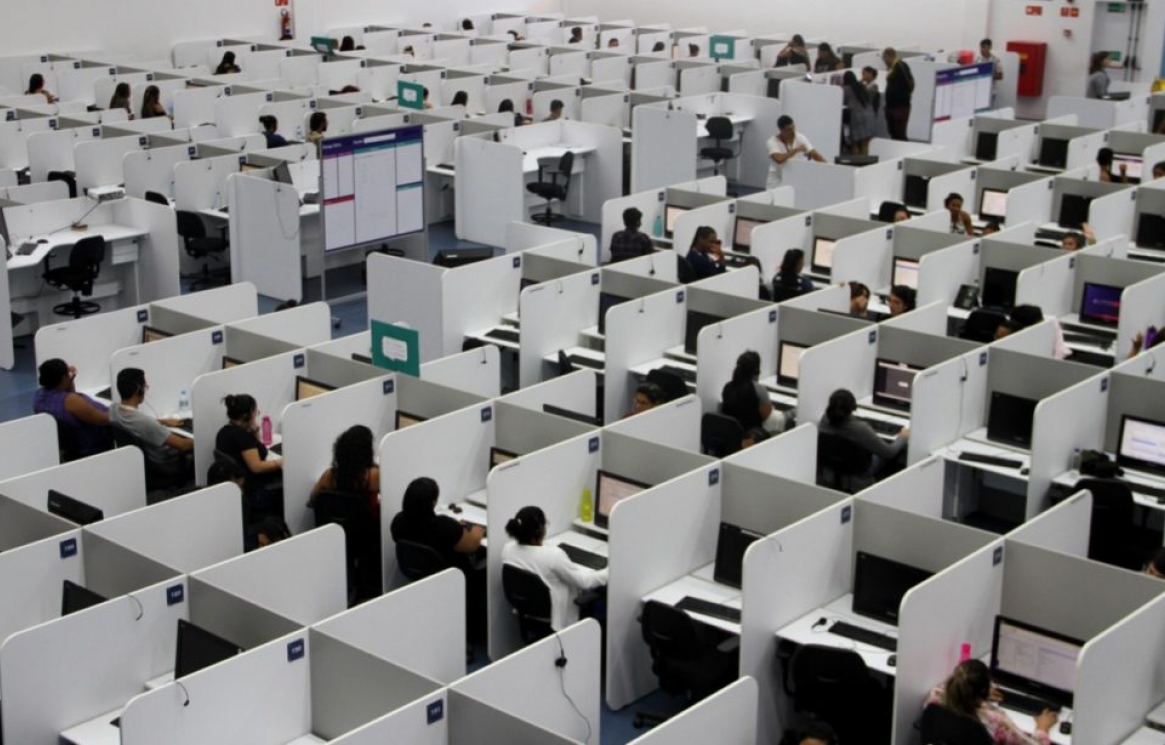 Agência-O-Globo-Fechine-call-center-operadores-de-telemarketing-1024x614.jpg