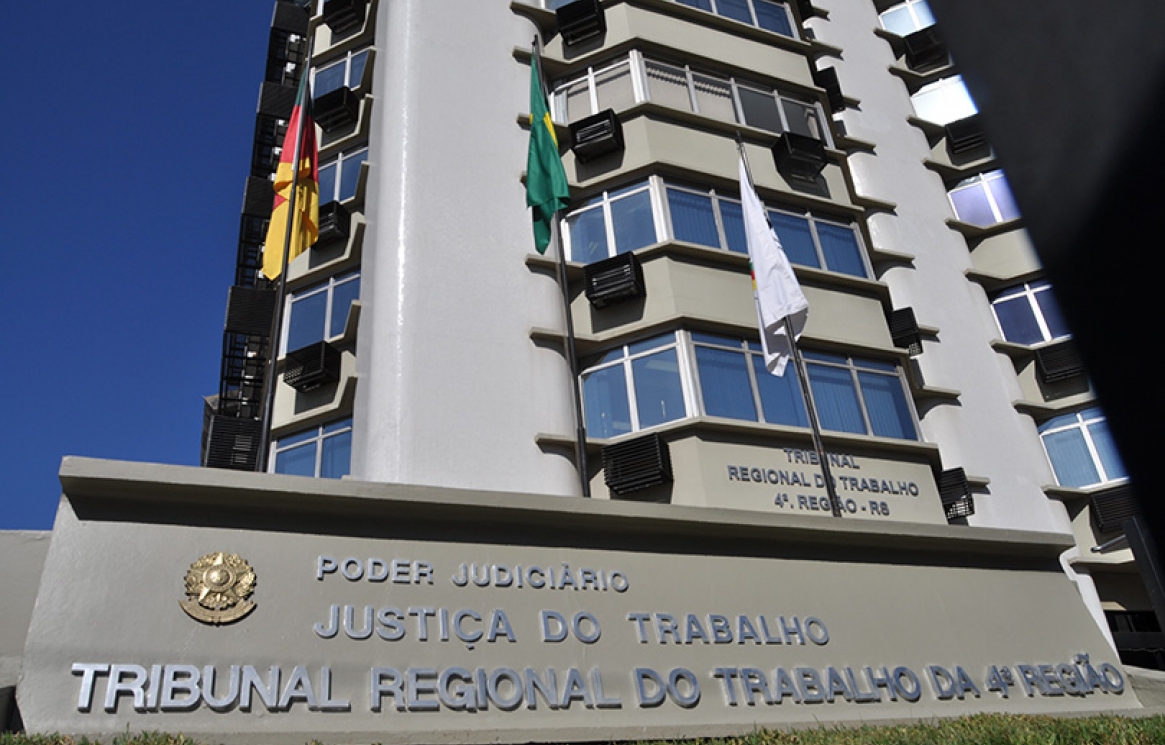 28-adiamentosessao6turma.jpg