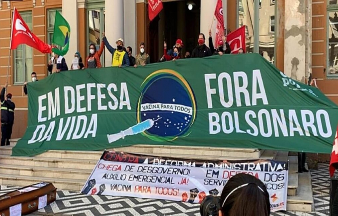 Brasil-de-Fato-Lima-manifestacao-cartaz-fora-bolsonaro-2021-1-1024x643.jpeg