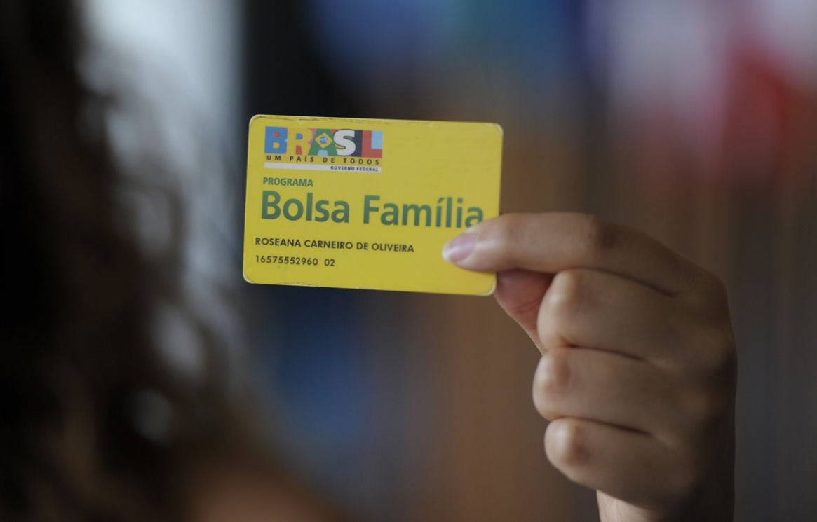 ag-brasil-bolsa-familia-auxilio.jpeg