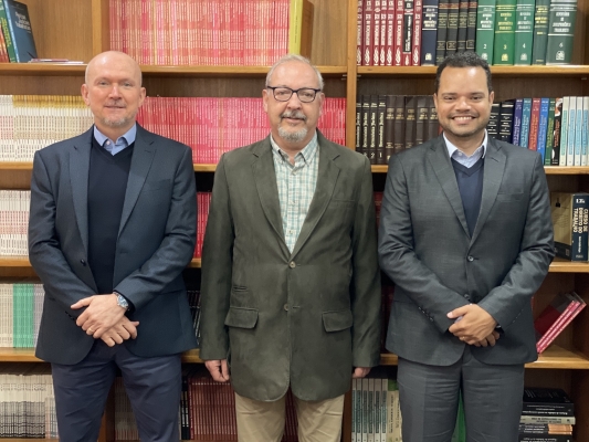 Renato Kliemann Paese, Samuel Chapper e Saulo Oliveira do Nascimento 